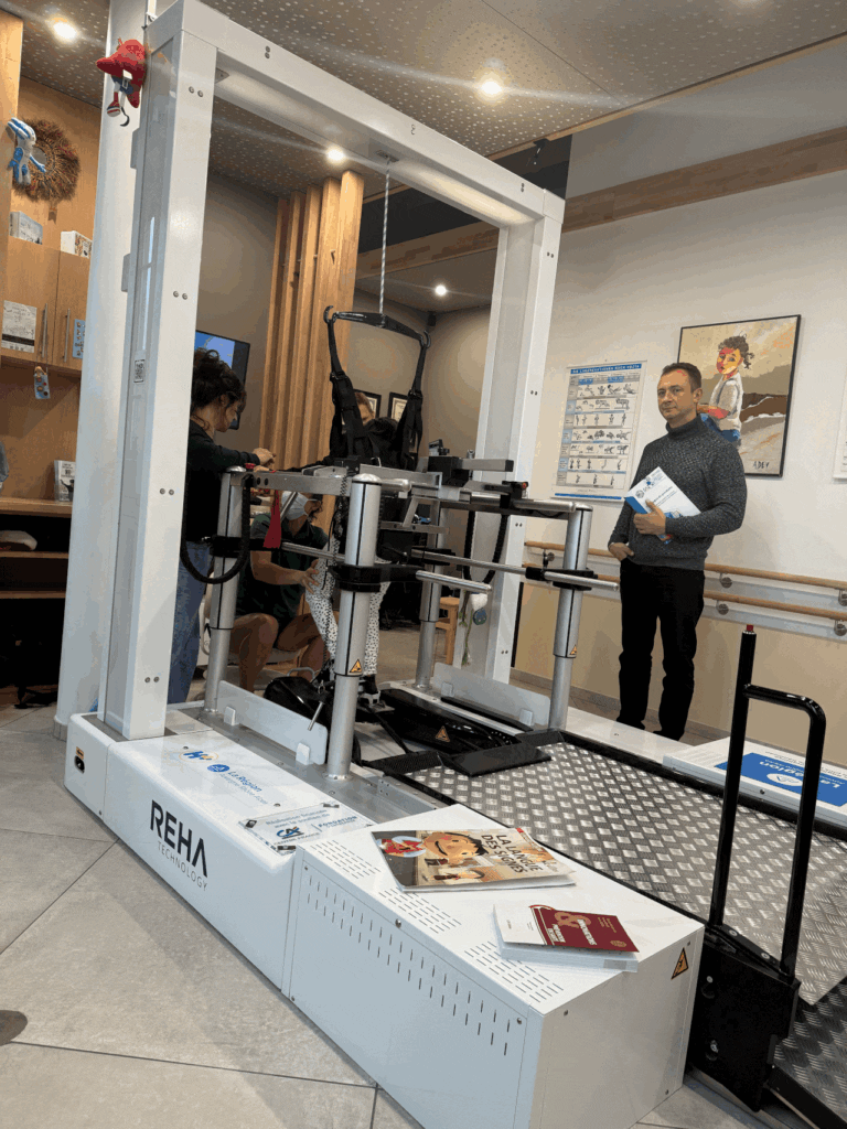 Robot de rééducation G-EO au cabinet de Mme Moreau-Pernet à Clermont-Ferrand